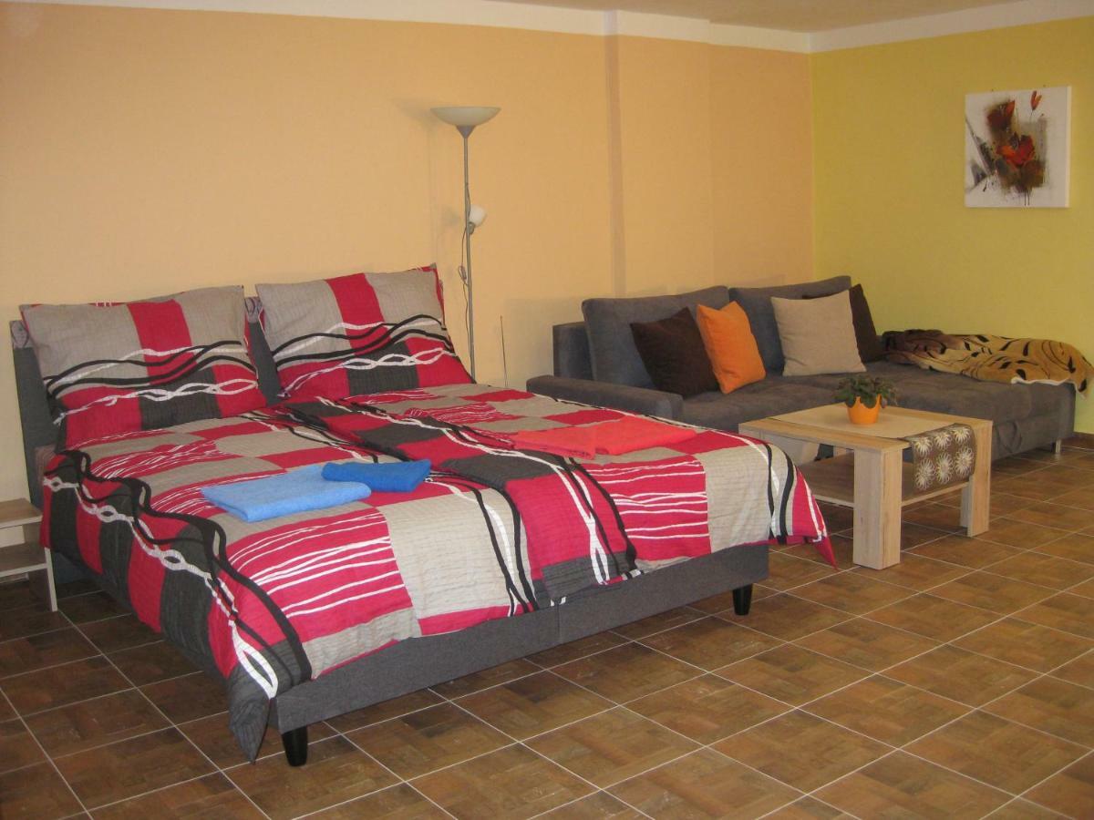 Apartmany Vcelka Hranice u Novych Hradu Dış mekan fotoğraf